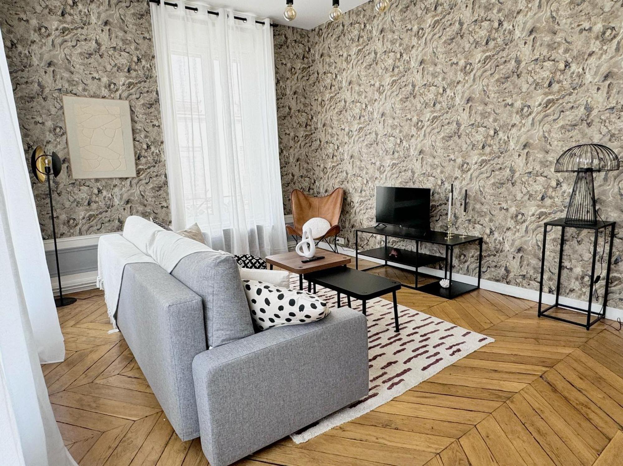 Suite Merengue Oullins Exteriör bild